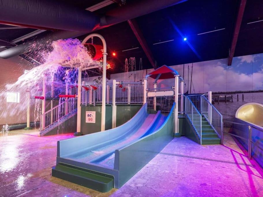 Ervaar 'Fryske Weelde' Op Vijf Sterren Vakantiepark De Kuilart 쿠둠 외부 사진